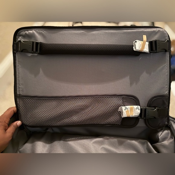 Tumi - Picture 15 of 16